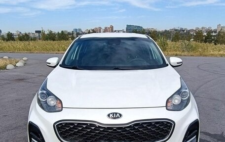 KIA Sportage IV рестайлинг, 2018 год, 2 150 000 рублей, 2 фотография