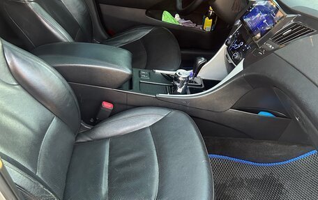 Hyundai Sonata VI, 2012 год, 1 120 000 рублей, 6 фотография