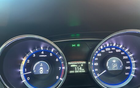 Hyundai Sonata VI, 2012 год, 1 120 000 рублей, 9 фотография