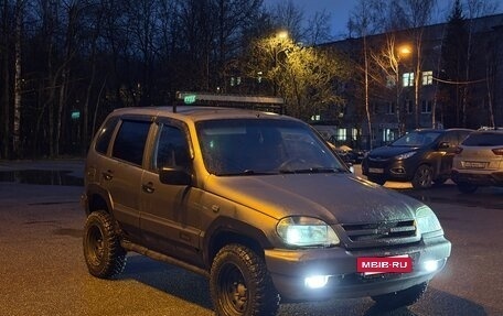 Chevrolet Niva I рестайлинг, 2004 год, 230 000 рублей, 5 фотография