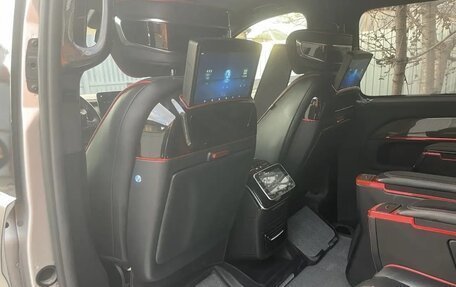 Mercedes-Benz V-Класс, 2021 год, 10 000 000 рублей, 13 фотография