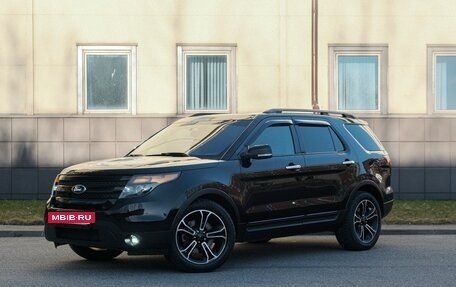 Ford Explorer VI, 2013 год, 2 000 000 рублей, 3 фотография