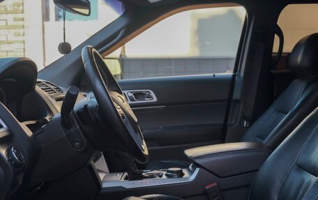 Ford Explorer VI, 2013 год, 2 000 000 рублей, 18 фотография