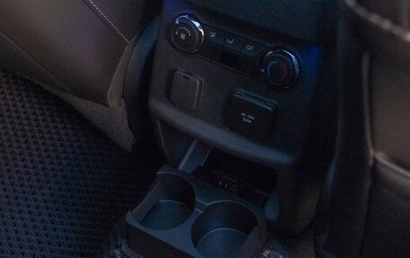 Ford Explorer VI, 2013 год, 2 000 000 рублей, 33 фотография