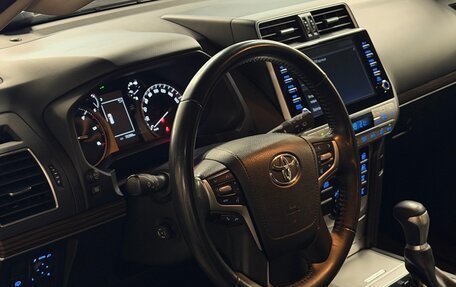 Toyota Land Cruiser Prado 150 рестайлинг 2, 2021 год, 8 200 000 рублей, 5 фотография