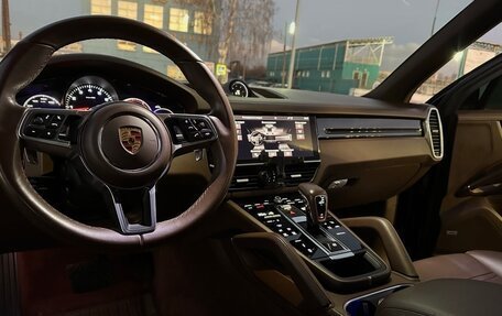 Porsche Cayenne III, 2020 год, 7 770 000 рублей, 15 фотография