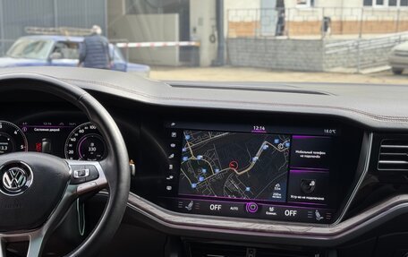 Volkswagen Touareg III, 2020 год, 4 800 000 рублей, 11 фотография