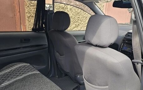 Toyota Ipsum II, 1999 год, 599 000 рублей, 10 фотография