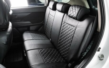 Mitsubishi Outlander III рестайлинг 3, 2013 год, 1 184 000 рублей, 9 фотография