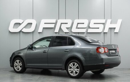 Volkswagen Jetta VI, 2010 год, 629 000 рублей, 2 фотография