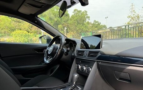 Mazda CX-4, 2022 год, 2 000 000 рублей, 15 фотография