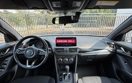 Mazda CX-4, 2022 год, 2 000 000 рублей, 16 фотография