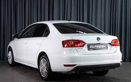 Volkswagen Jetta VI, 2013 год, 990 000 рублей, 2 фотография