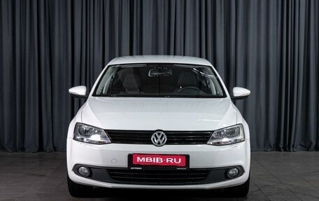 Volkswagen Jetta VI, 2013 год, 990 000 рублей, 3 фотография