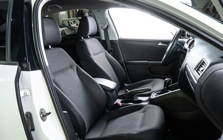 Volkswagen Jetta VI, 2013 год, 990 000 рублей, 8 фотография