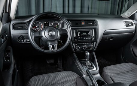 Volkswagen Jetta VI, 2013 год, 990 000 рублей, 6 фотография