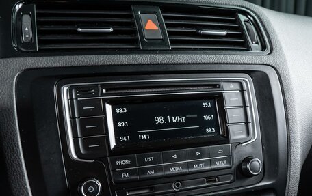 Volkswagen Jetta VI, 2013 год, 990 000 рублей, 13 фотография