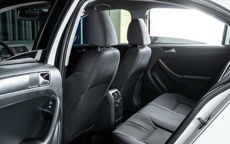 Volkswagen Jetta VI, 2013 год, 990 000 рублей, 11 фотография