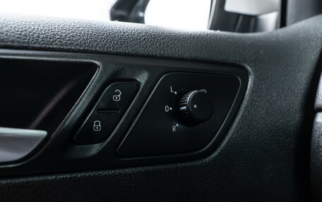 Volkswagen Jetta VI, 2013 год, 990 000 рублей, 16 фотография