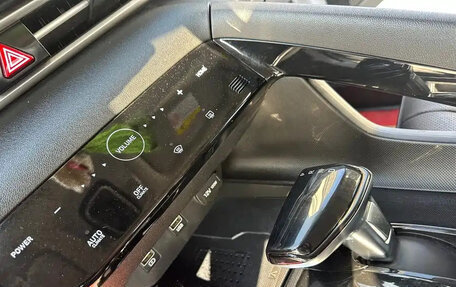 Hyundai Elantra, 2021 год, 1 390 000 рублей, 9 фотография