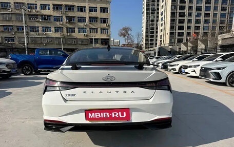 Hyundai Elantra, 2021 год, 1 390 000 рублей, 3 фотография