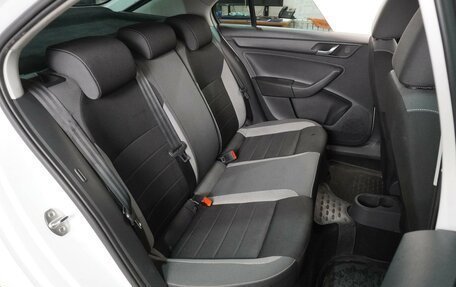 Skoda Rapid I, 2017 год, 1 199 000 рублей, 7 фотография