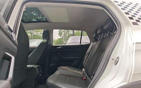 Volkswagen T-Cross I, 2023 год, 1 690 000 рублей, 7 фотография