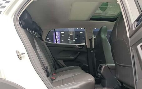 Volkswagen T-Cross I, 2023 год, 1 690 000 рублей, 17 фотография