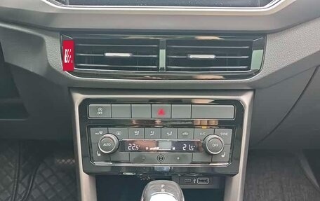 Volkswagen T-Cross I, 2023 год, 1 690 000 рублей, 22 фотография