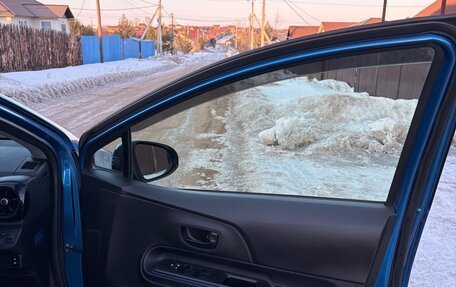 Toyota Aqua I, 2016 год, 930 000 рублей, 15 фотография