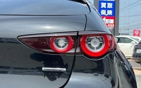 Mazda 3, 2022 год, 1 400 000 рублей, 4 фотография