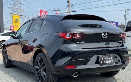 Mazda 3, 2022 год, 1 400 000 рублей, 5 фотография