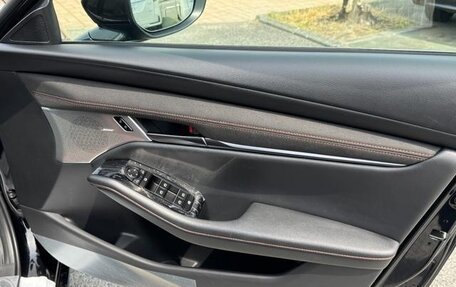 Mazda 3, 2022 год, 1 400 000 рублей, 26 фотография