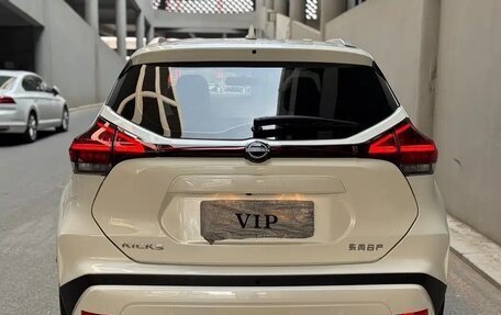 Nissan Kicks I, 2023 год, 1 378 000 рублей, 4 фотография