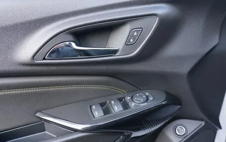 Chevrolet Trax, 2023 год, 1 532 000 рублей, 12 фотография