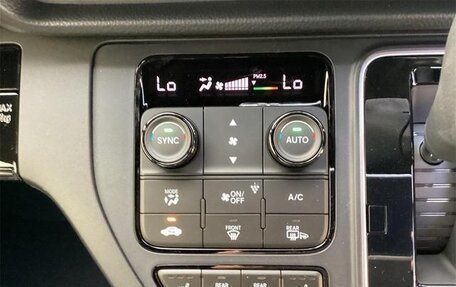 Honda Stepwgn, 2022 год, 1 850 000 рублей, 13 фотография