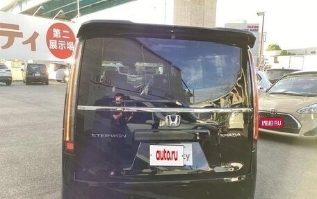 Honda Stepwgn, 2022 год, 1 850 000 рублей, 16 фотография