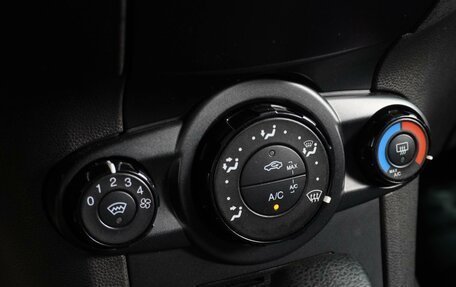 Ford Fiesta, 2015 год, 1 249 000 рублей, 14 фотография