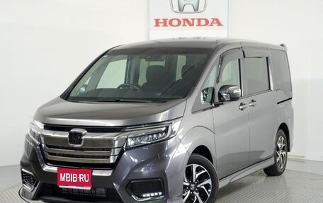 Honda Stepwgn, 2022 год, 2 285 000 рублей, 1 фотография