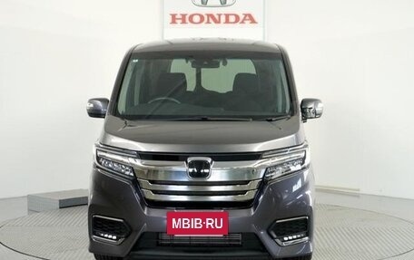 Honda Stepwgn, 2022 год, 2 285 000 рублей, 2 фотография