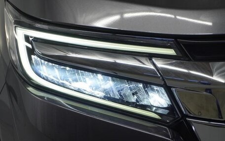 Honda Stepwgn, 2022 год, 2 285 000 рублей, 26 фотография