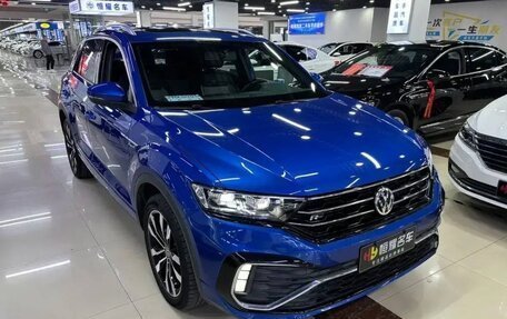 Volkswagen T-Roc I, 2020 год, 1 490 000 рублей, 3 фотография