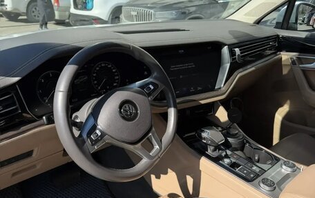 Volkswagen Touareg III, 2018 год, 4 799 999 рублей, 5 фотография