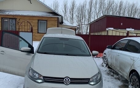 Volkswagen Polo VI (EU Market), 2012 год, 660 000 рублей, 2 фотография