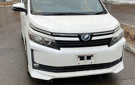 Toyota Voxy III, 2014 год, 1 550 000 рублей, 5 фотография