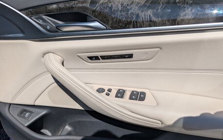 BMW 5 серия, 2018 год, 3 950 000 рублей, 20 фотография