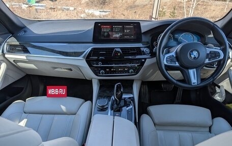 BMW 5 серия, 2018 год, 3 950 000 рублей, 13 фотография