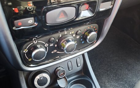 Renault Duster I рестайлинг, 2014 год, 970 000 рублей, 13 фотография