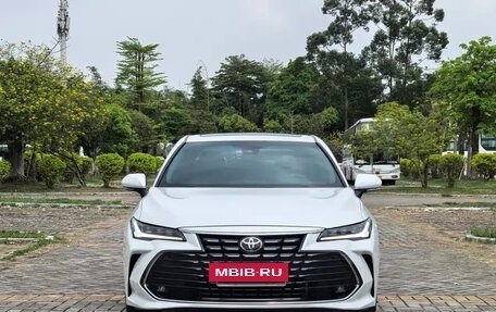 Toyota Avalon, 2023 год, 2 фотография