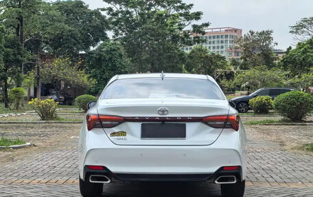 Toyota Avalon, 2023 год, 6 фотография